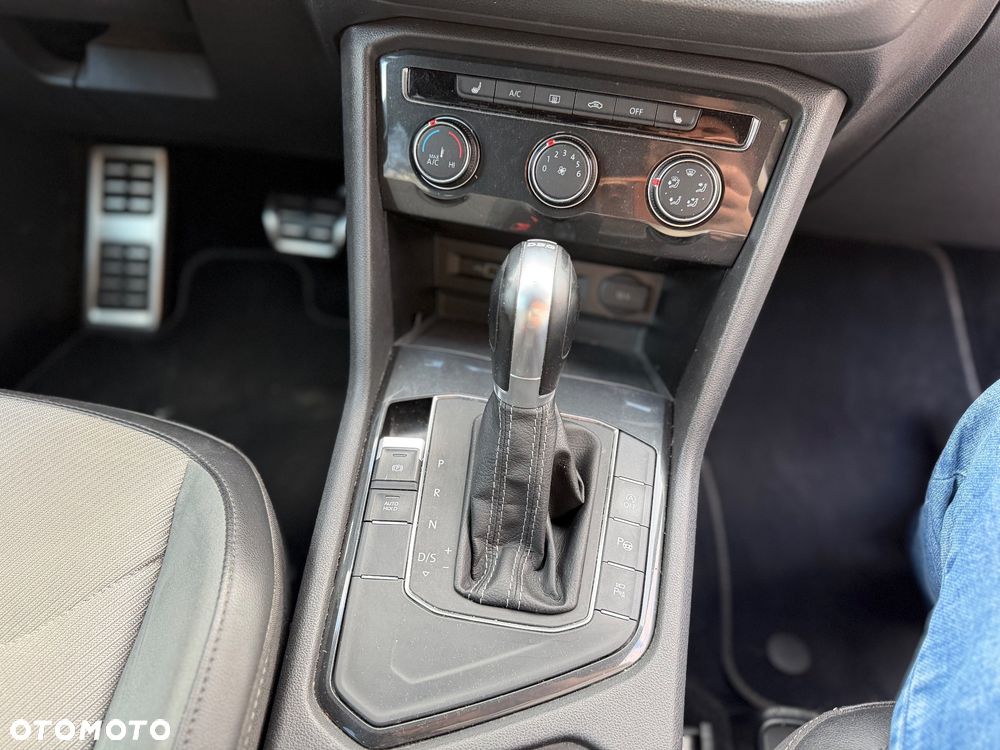 Volkswagen Tiguan 2.0 TDI SCR DSG R-Line - 14