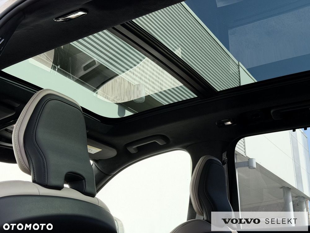 Volvo XC 90 - 18