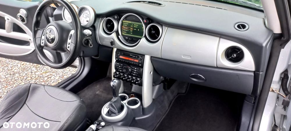 MINI Cooper Seven - 5