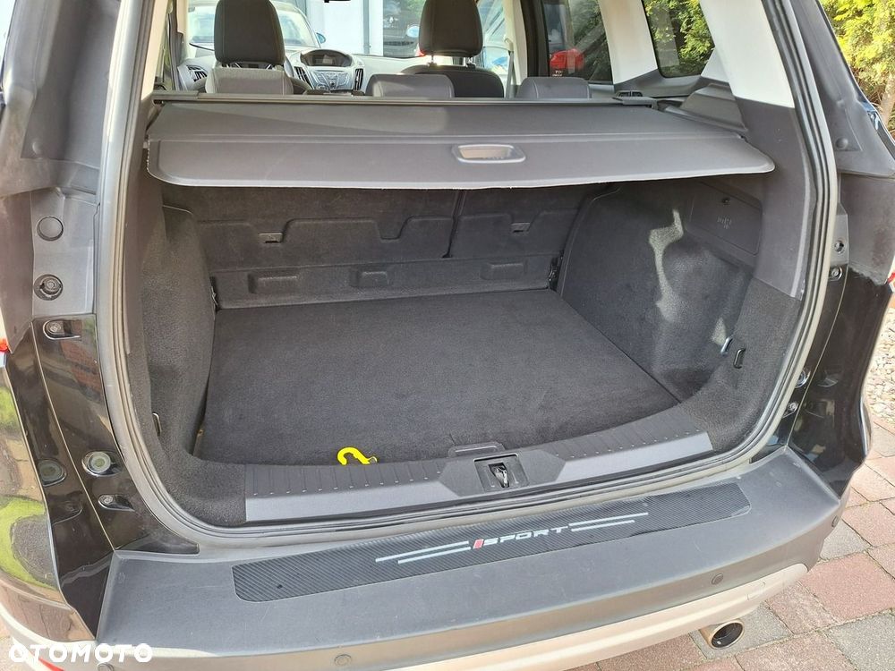Ford Kuga 1.6 EcoBoost 2x4 Trend - 17