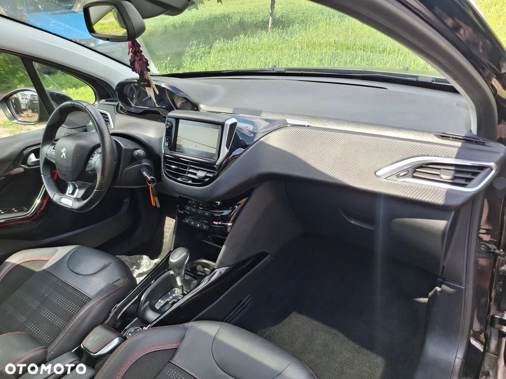 Peugeot 2008 - 7