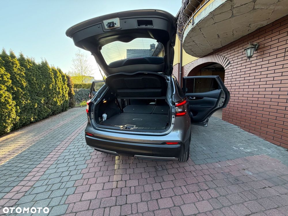 Nissan Qashqai 1.3 DIG-T N-Connecta EU6d - 39