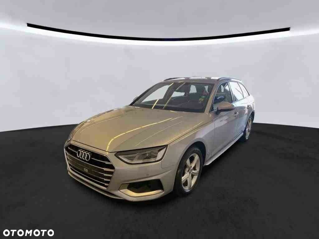 Audi A4 - 1
