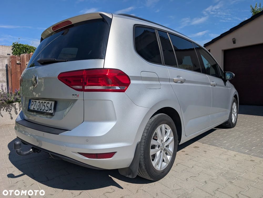 Volkswagen Touran 1.6 TDI BMT Comfortline - 13