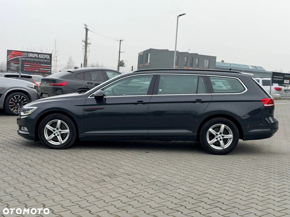 Volkswagen Passat - 6