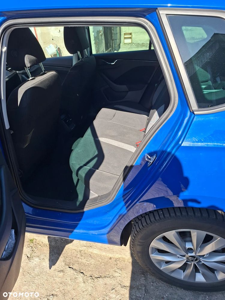 Skoda Kamiq 1.0 TSI Essence - 4