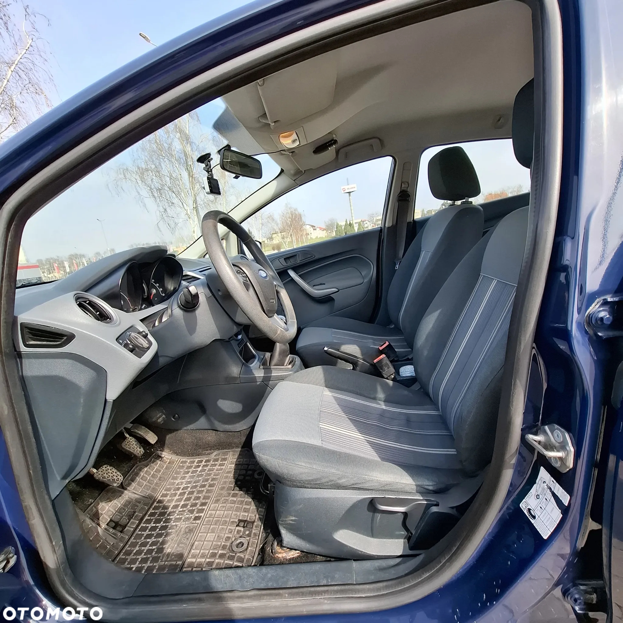 Ford Fiesta 1.25 Trend - 23
