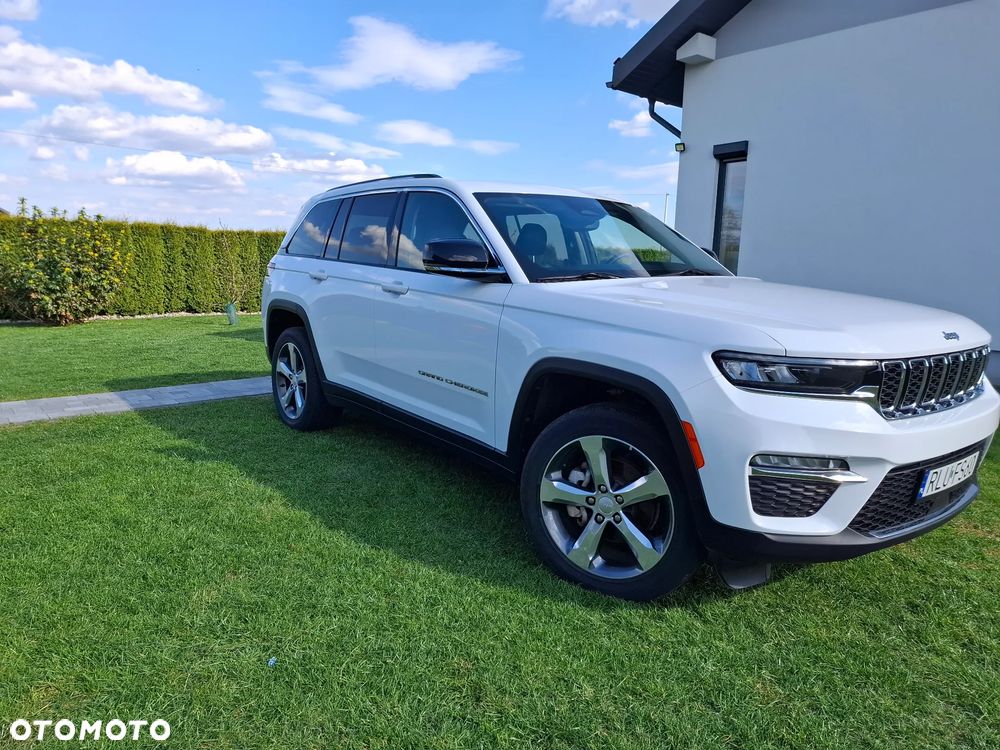 Jeep Grand Cherokee - 13