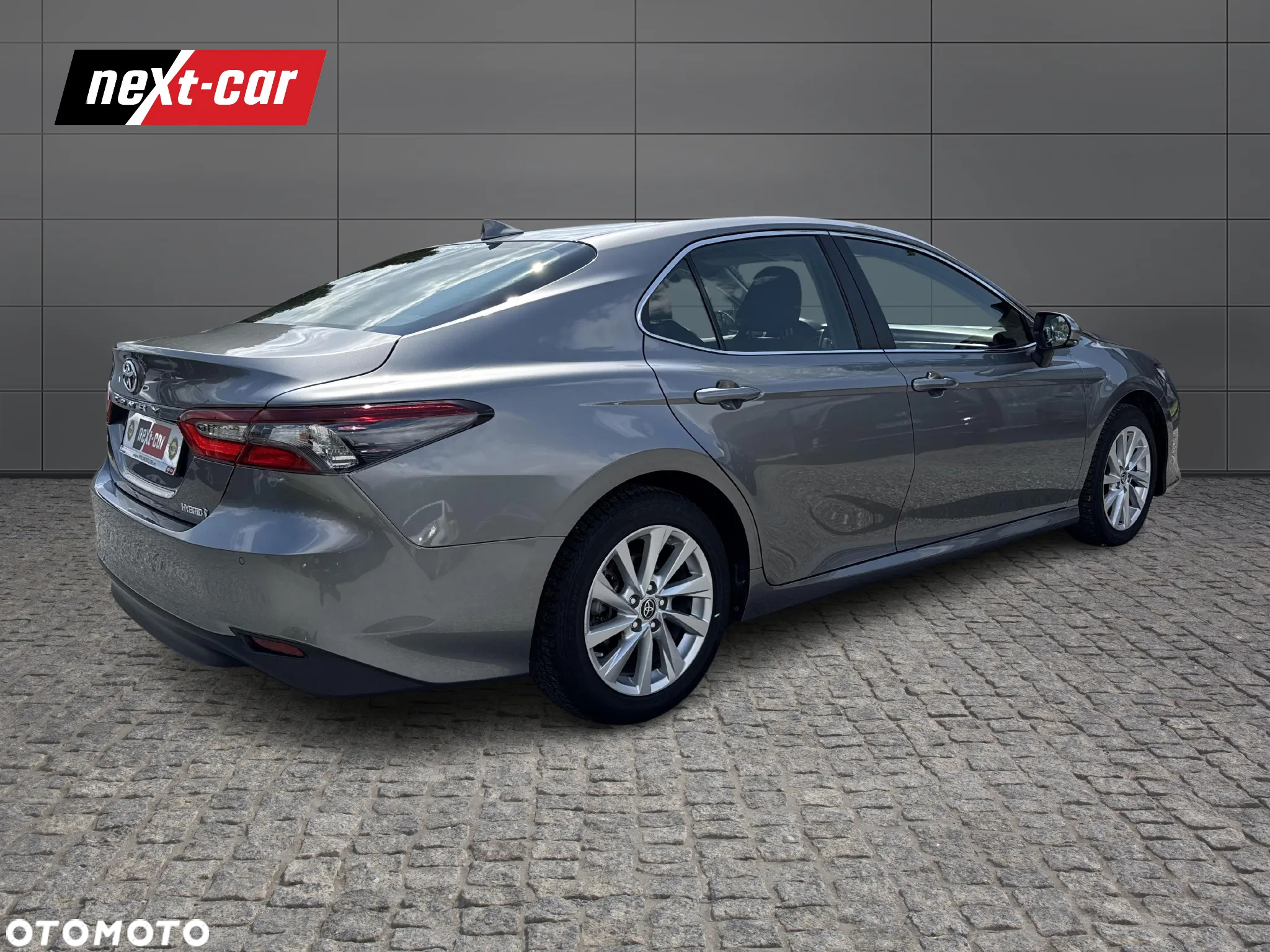 Toyota Camry 2.5 Hybrid Comfort CVT - 5
