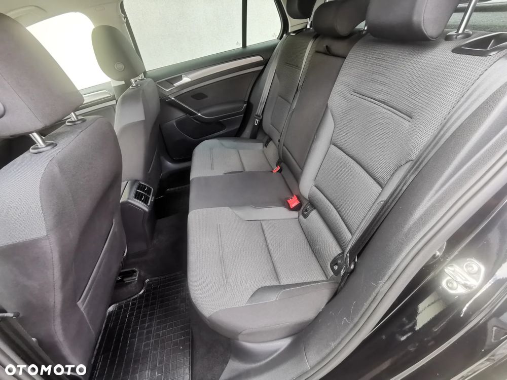 Volkswagen Golf 1.6 TDI SCR DSG Trendline - 7