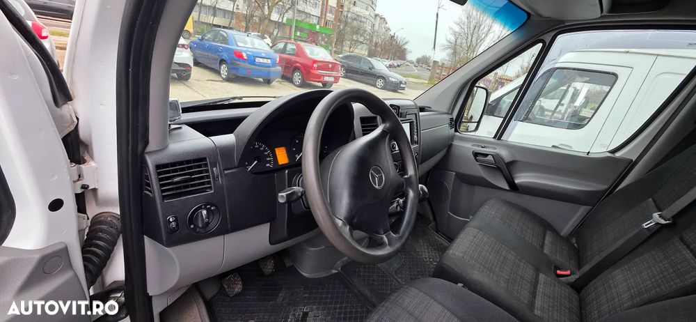 Mercedes-Benz Sprinter - 18