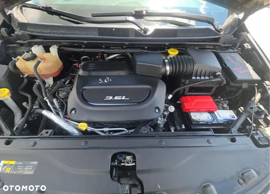 Chrysler Pacifica - 13