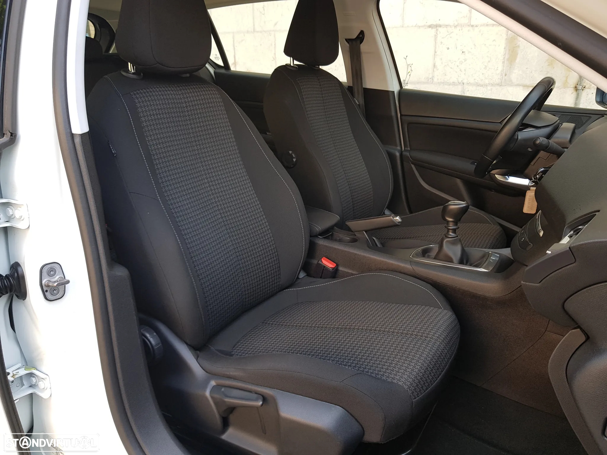 Peugeot 308 1.5 BlueHDi Style - 35