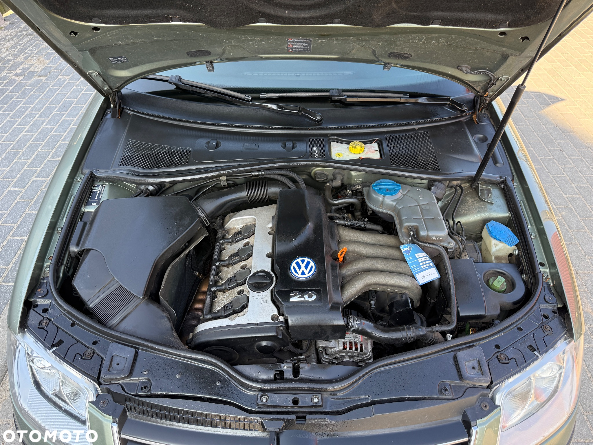 Volkswagen Passat 2.0 Comfortline - 25