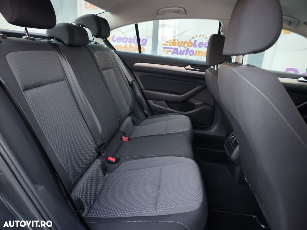 Volkswagen Passat 1.6 TDI DSG Comfortline - 15