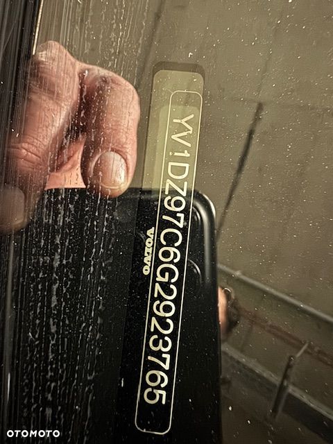 Volvo XC 60 D5 AWD Momentum - 14