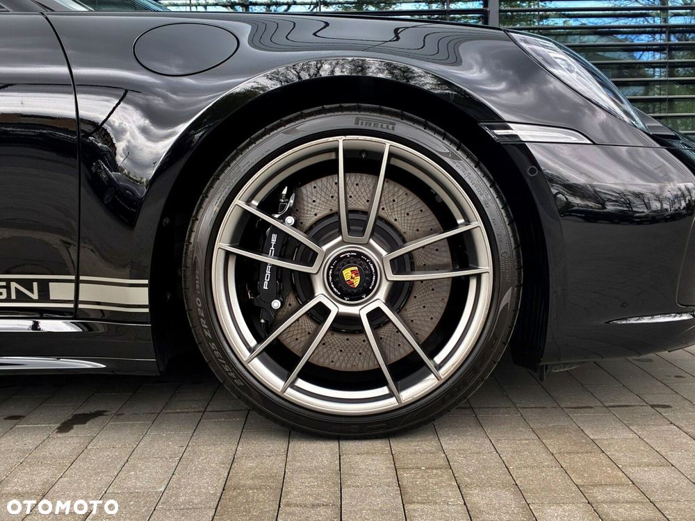 Porsche 911 - 12