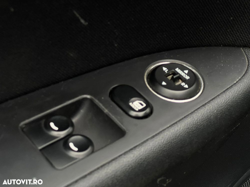 Hyundai i30 1.6 CRDI Classic - 39