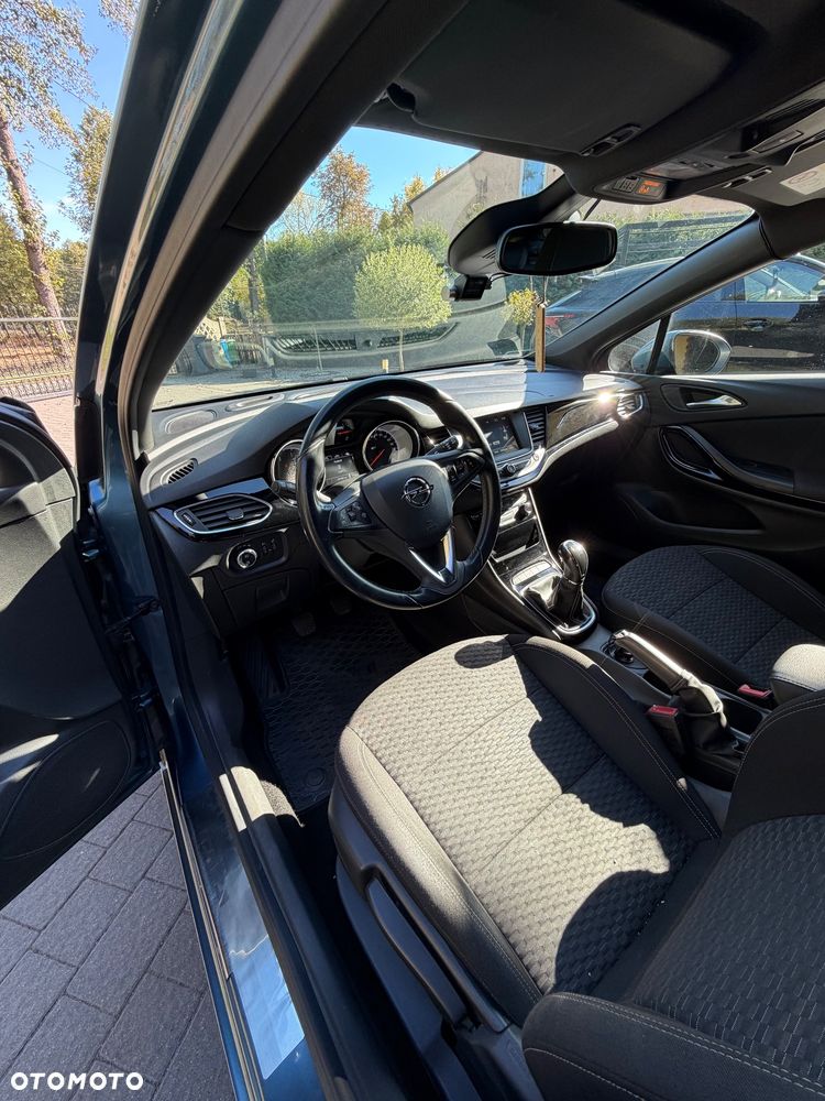 Opel Astra - 12