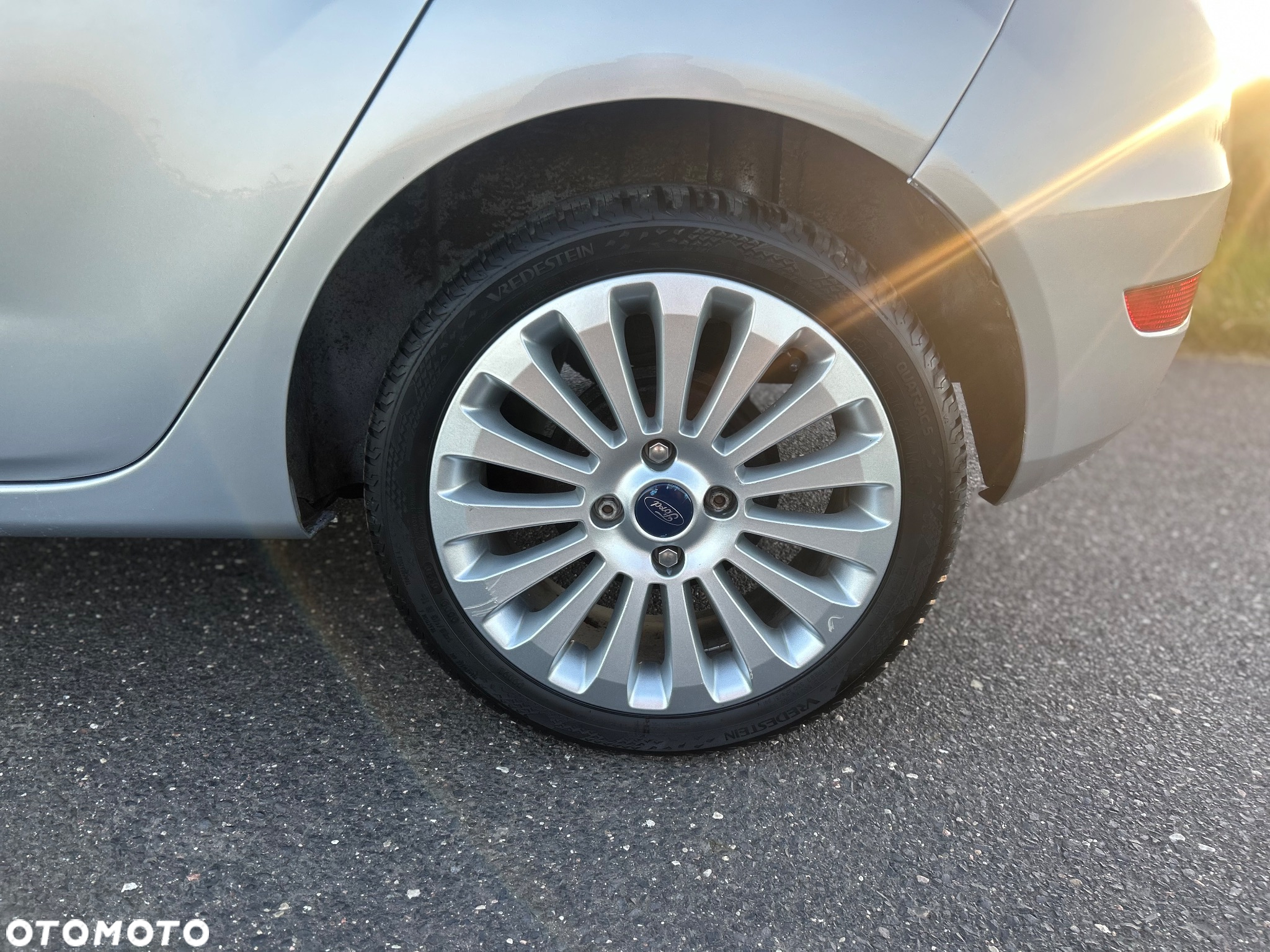 Ford Fiesta 1.4 Titanium - 12