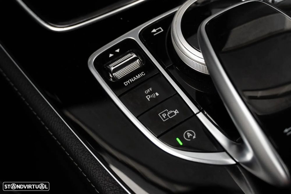 Mercedes-Benz E 220 - 29