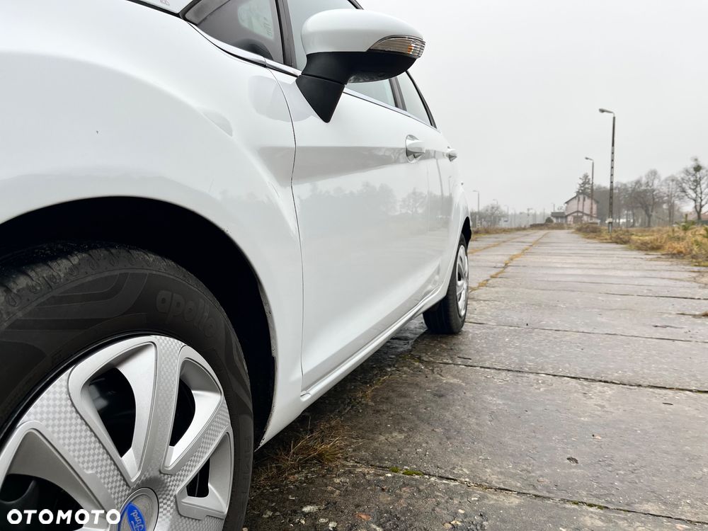 Ford Fiesta 1.6 TDCi Titanium - 14