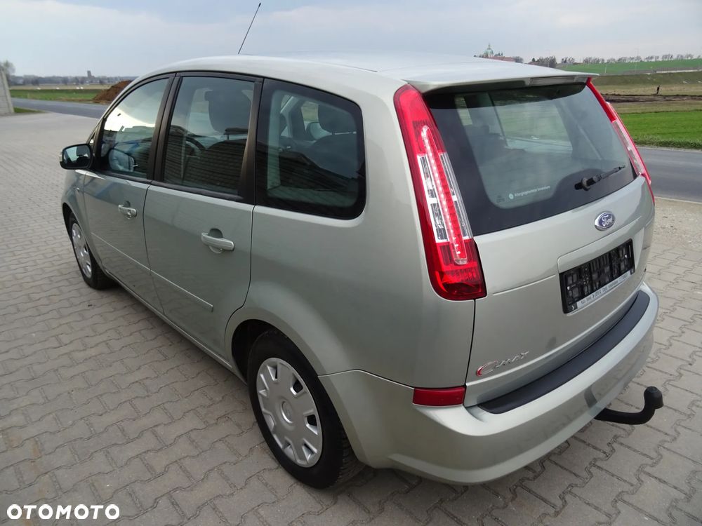 Ford C-MAX - 11