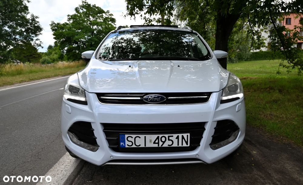 Ford Kuga - 1