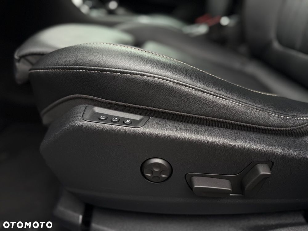 Opel Grandland X 1.6 Start/Stop Automatik Ultimate - 31