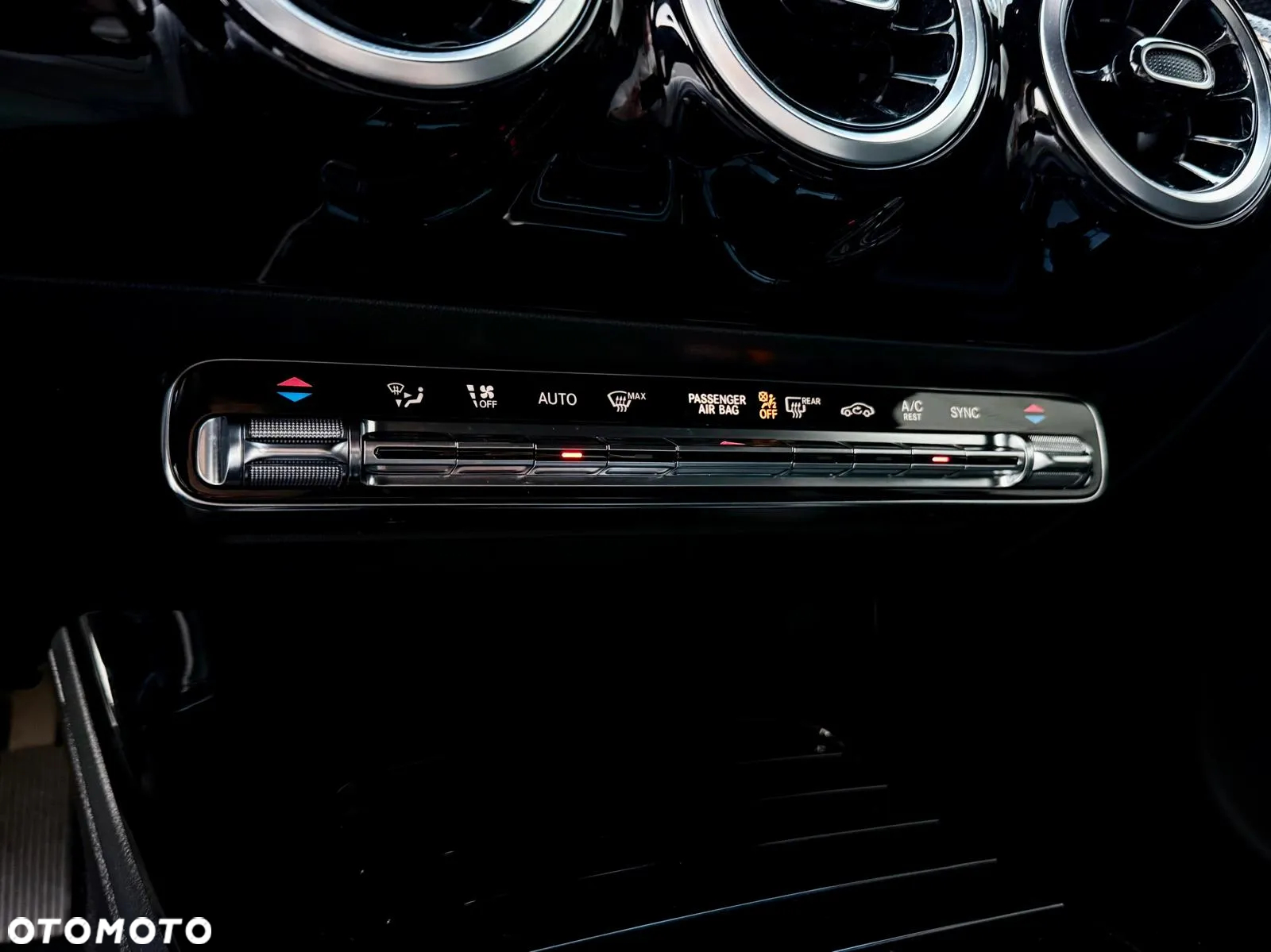 Mercedes-Benz Klasa A 200 d 8G-DCT Special Edition - 20