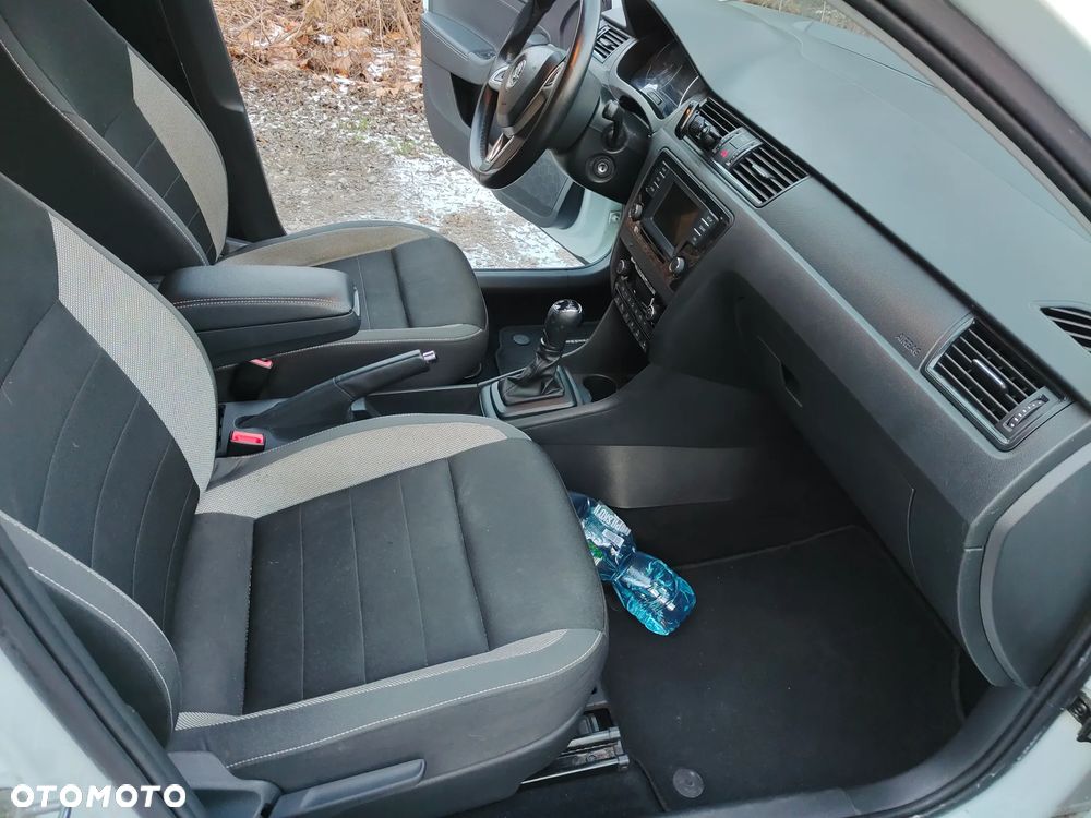 Skoda RAPID 1.2 TSI (Green tec) DSG Style - 13