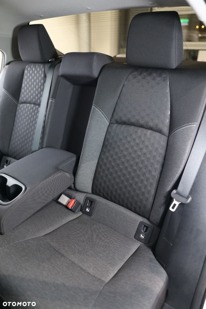Toyota Corolla - 12