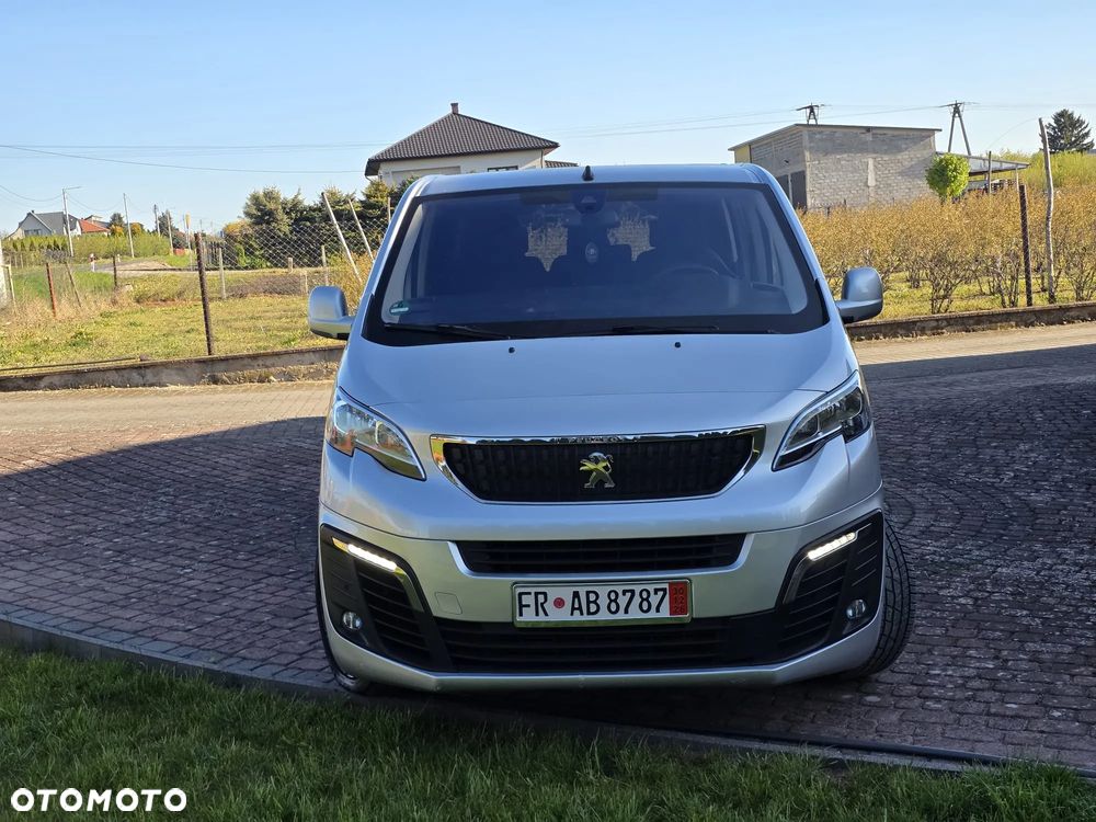 Peugeot Traveller L3 2.0 EAT8 Business VIP - 11