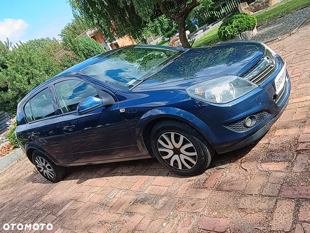 Opel Astra - 1