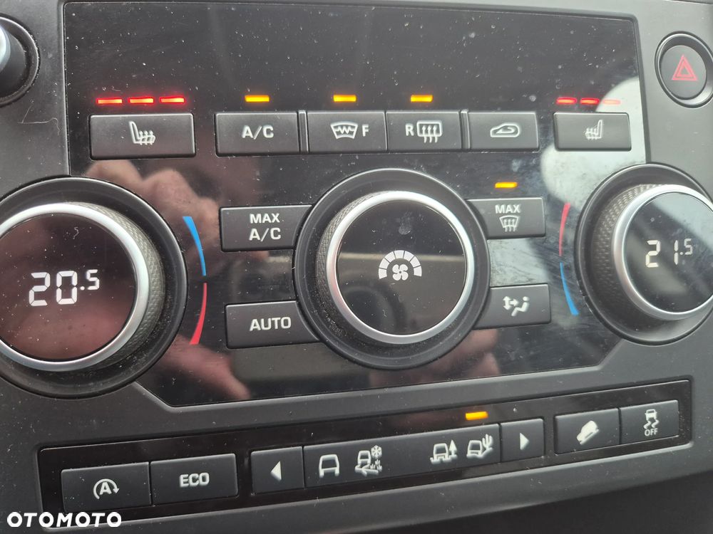 Land Rover Discovery Sport SD4 HSE Luxury - 18