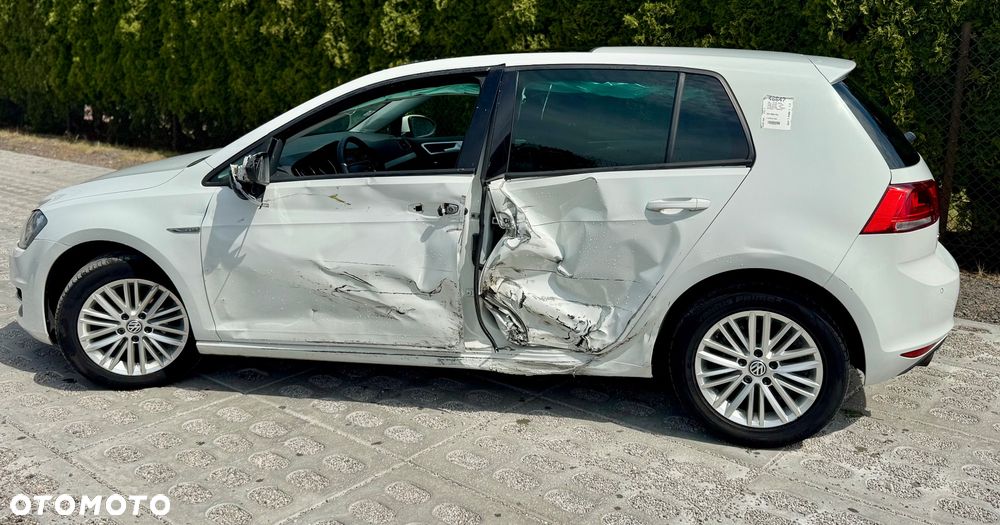 Volkswagen Golf 1.2 TSI BlueMotion Technology Cup - 12