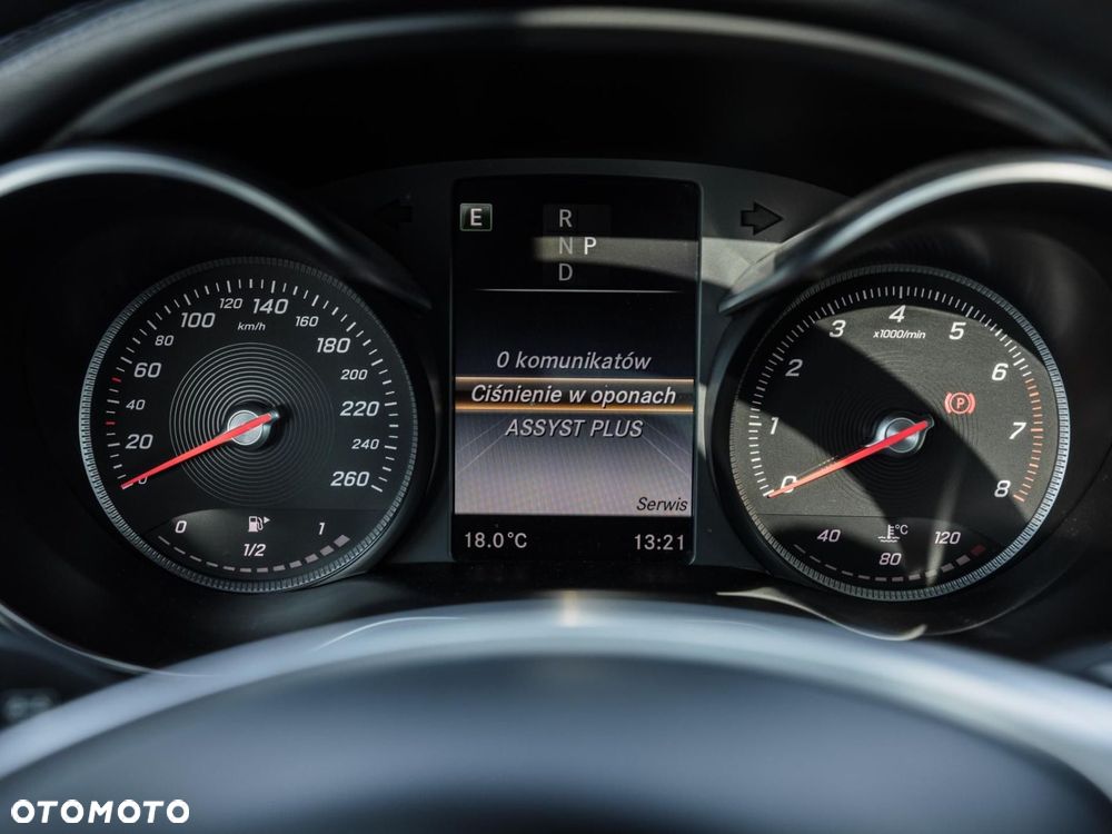 Mercedes-Benz Klasa C 300 9G-TRONIC - 20