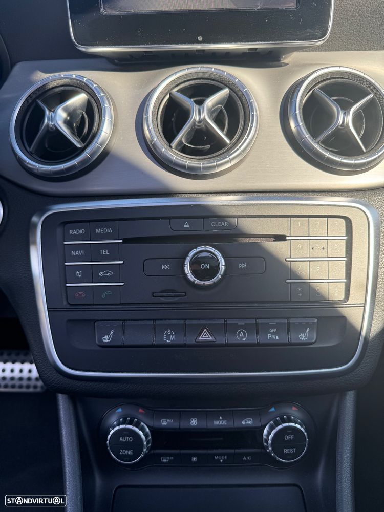 Mercedes-Benz CLA 220 d 7G-DCT AMG Line - 30