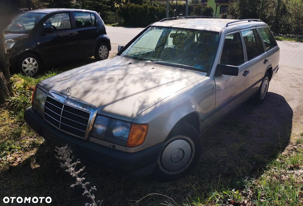 Mercedes-Benz W124 (1984-1993) - 1