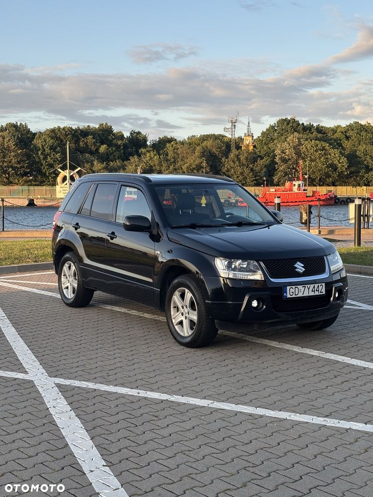 Suzuki Grand Vitara - 2