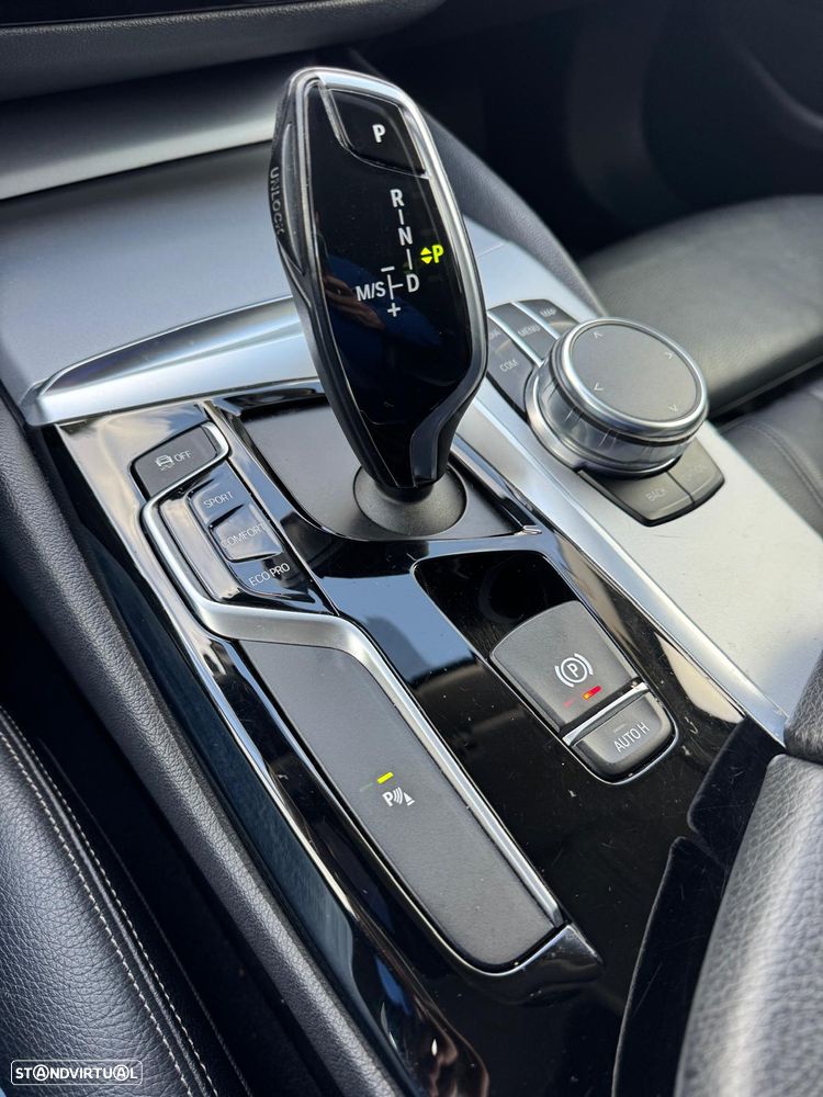 BMW 520 d Aut. Sport Line - 23