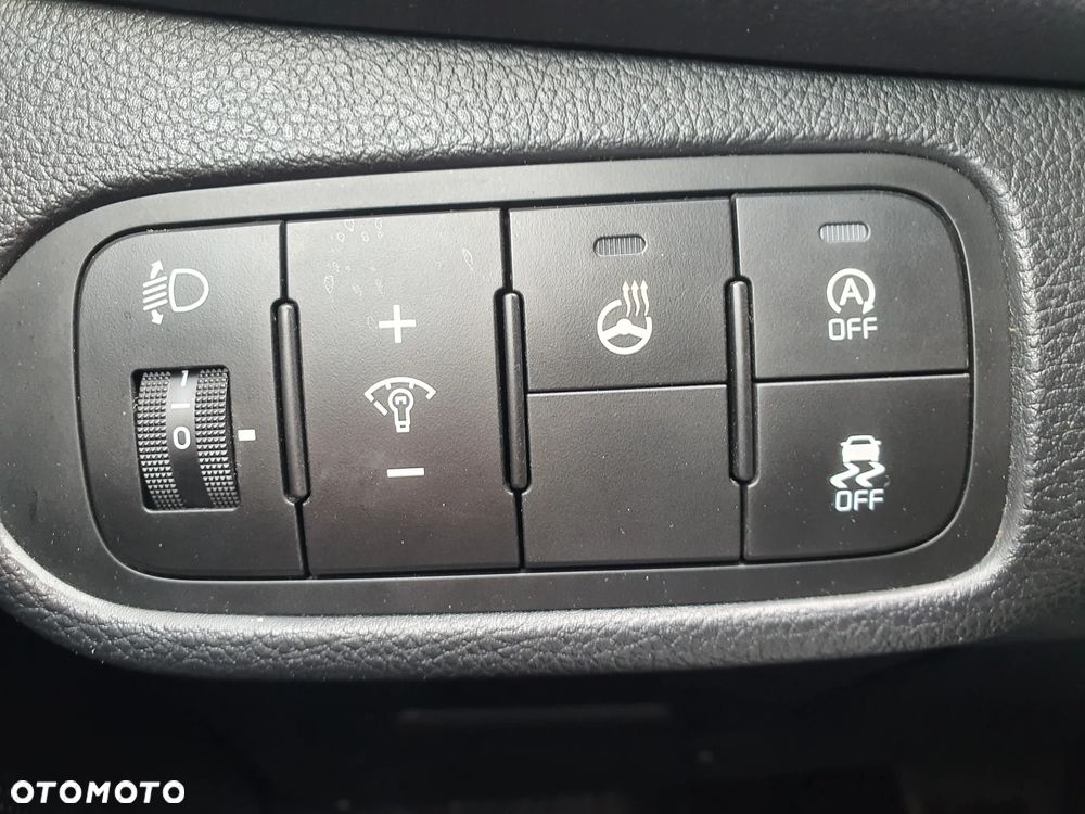 Kia Carens 1.7 CRDi Business Line 7os 7DCT - 20