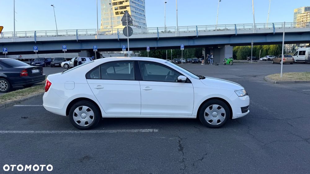 Skoda RAPID 1.2 TSI Active - 5
