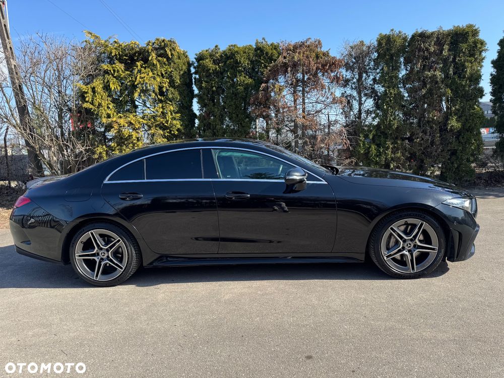 Mercedes-Benz CLS 300 d 4Matic 9G-TRONIC AMG Line - 13