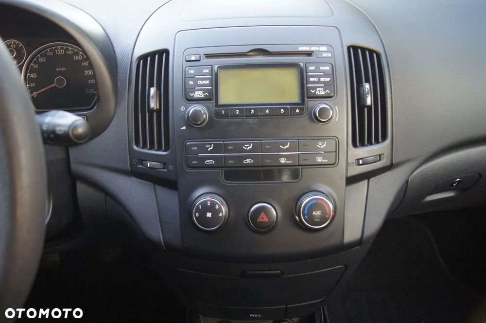 Hyundai i30 1.4 Blue Comfort - 13