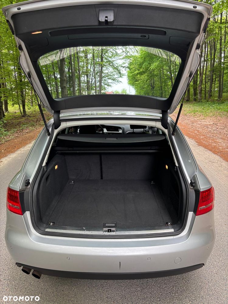 Audi A4 Avant 2.0 TDI - 9