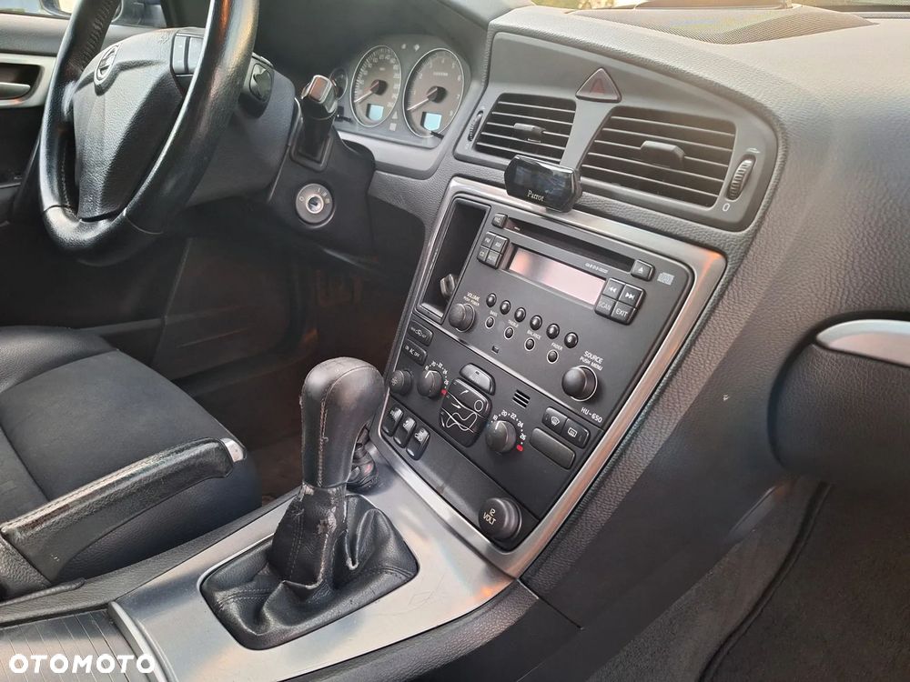 Volvo S60 2.4 Momentum - 29