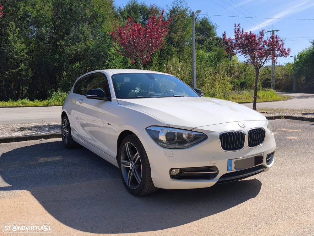 BMW 118 d Sport Line - 1