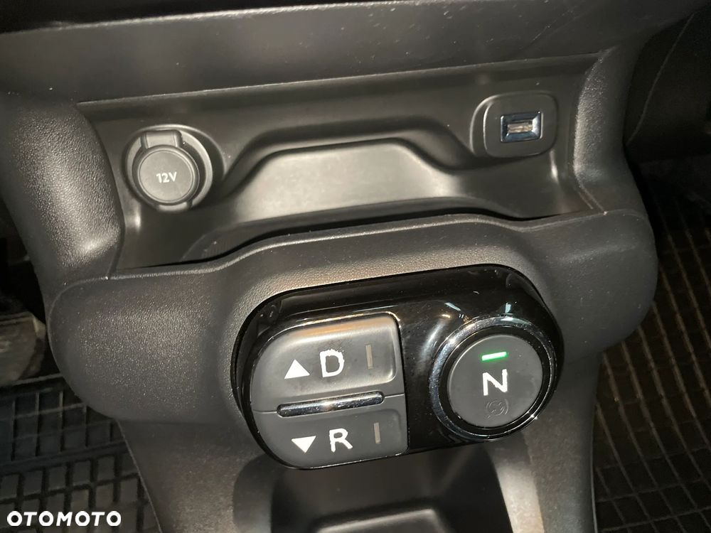 Citroën C4 Cactus 1.2 PureTech MoreLife S&S ETG - 26