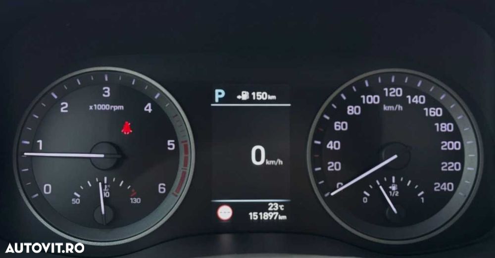 Hyundai Tucson 2.0 CRDI 4WD 8AT Premium - 29